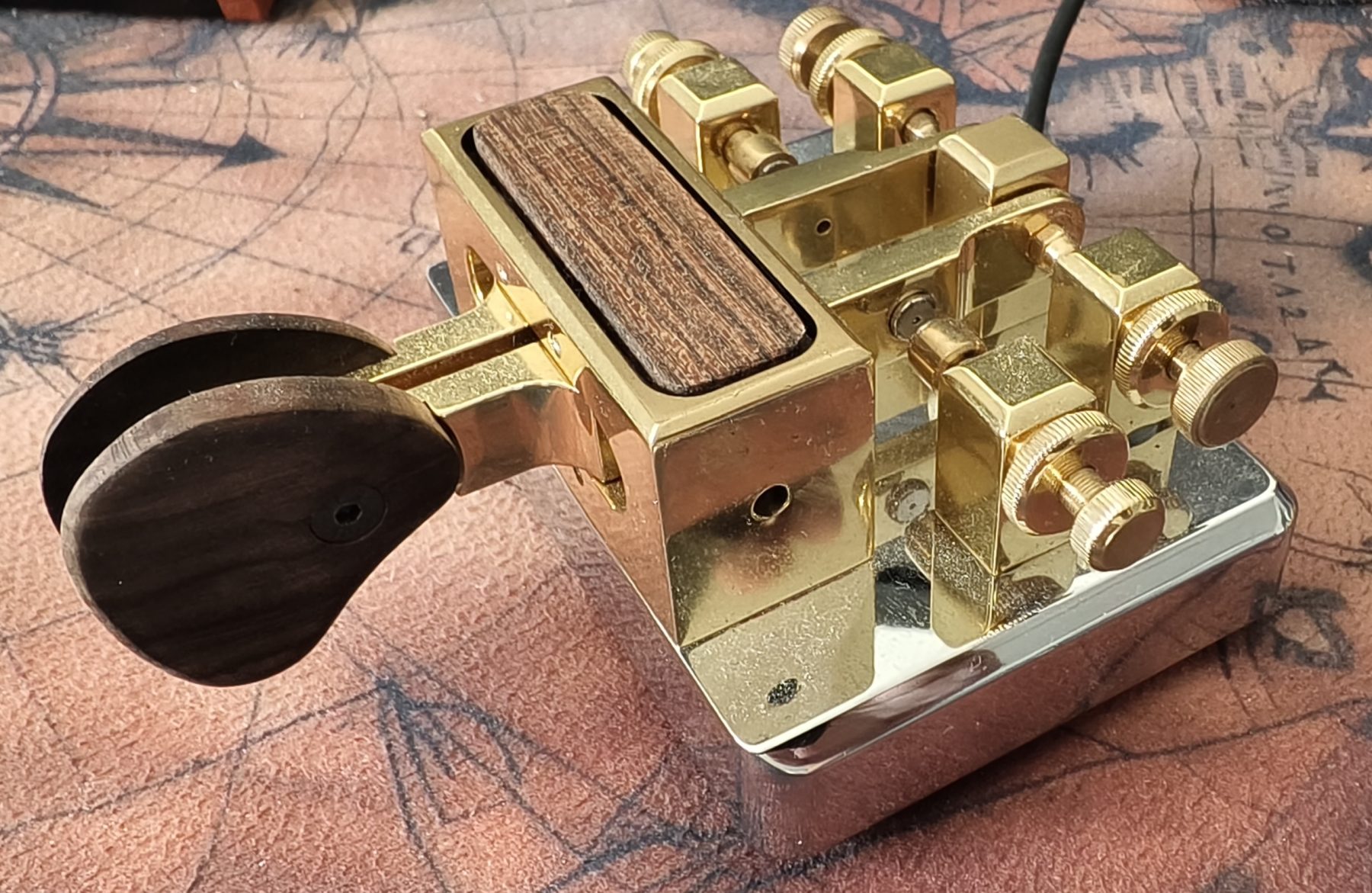 Gold AGA Chevron dual-paddle CW key made by Kevin Gunstone M0AGA